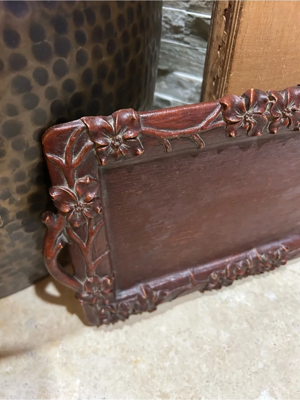 Vintage Syroco wooden tray w/intricate floral carvings and handles